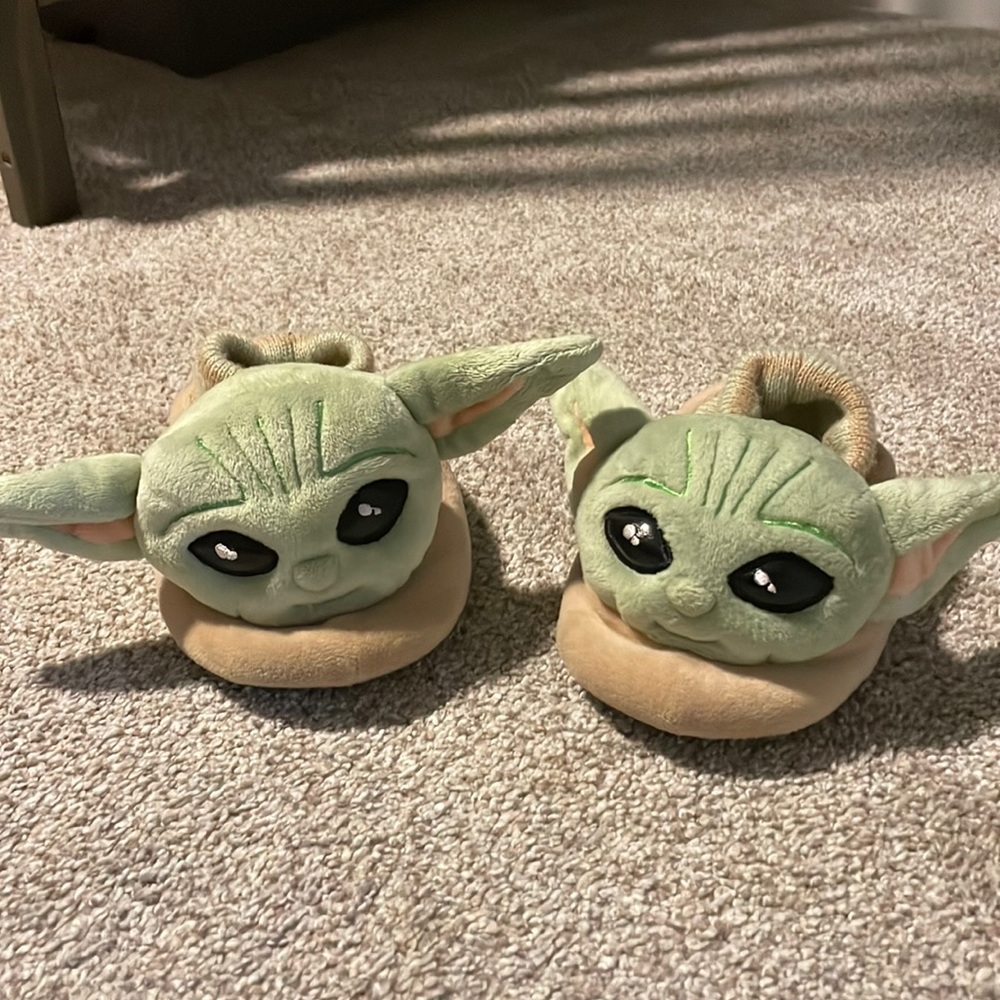 Toddler baby yoda slippers